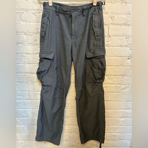 Aritzia Supply Cargo Grey Size 4